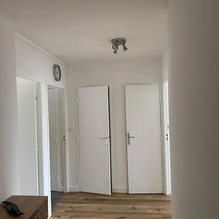 Lumineux Avec Parking - 3 Personnes - Face Aux Thermes Royat Apartman Chamalières