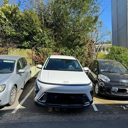 Lumineux Avec Parking - 3 Personnes - Face Aux Thermes Royat *